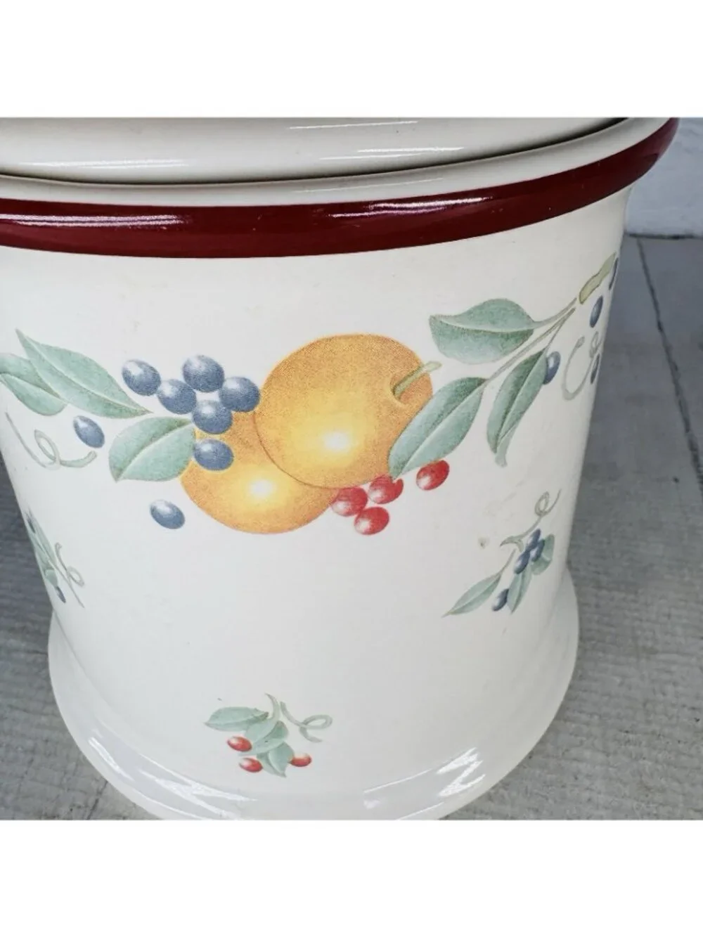 Jay Imports Corelle Coordinates ABUNDANCE Fruit Stoneware Large Lid Canister Jar